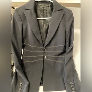 womens black blazer pristine condition dont know brand size small